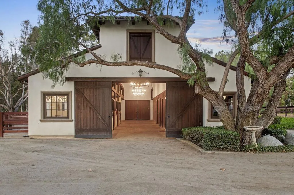 17872 Via De Fortuna, Rancho Santa Fe, California 92067 home-pic-37