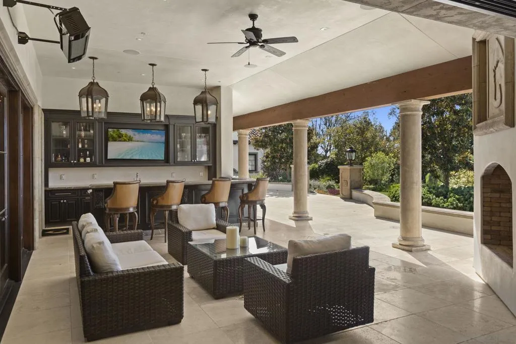 17872 Via De Fortuna, Rancho Santa Fe, California 92067 home-pic-18