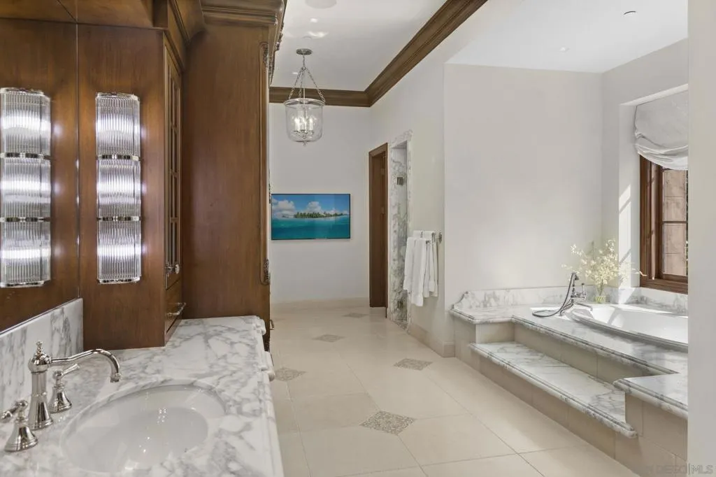 17872 Via De Fortuna, Rancho Santa Fe, California 92067 home-pic-30