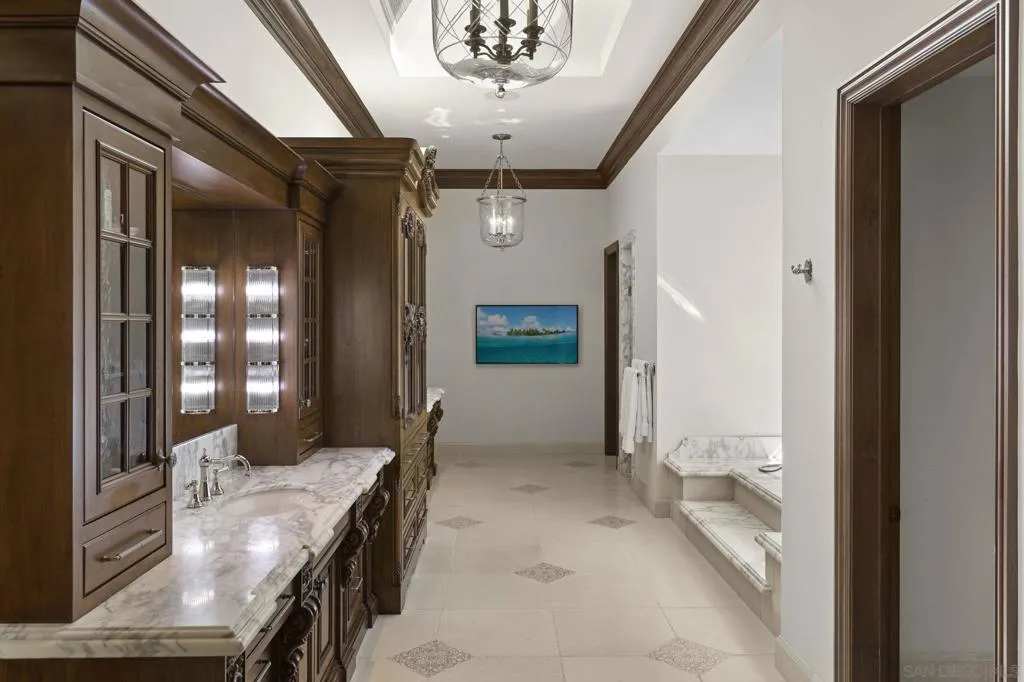17872 Via De Fortuna, Rancho Santa Fe, California 92067 home-pic-29