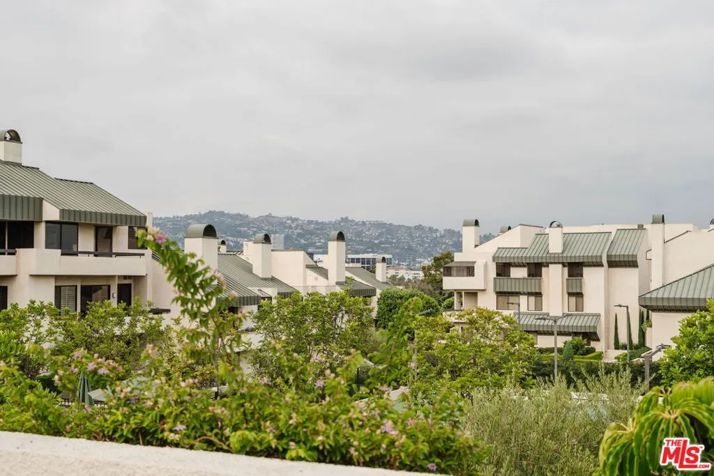 2227 Century, Los Angeles, California 90067 home-pic-38