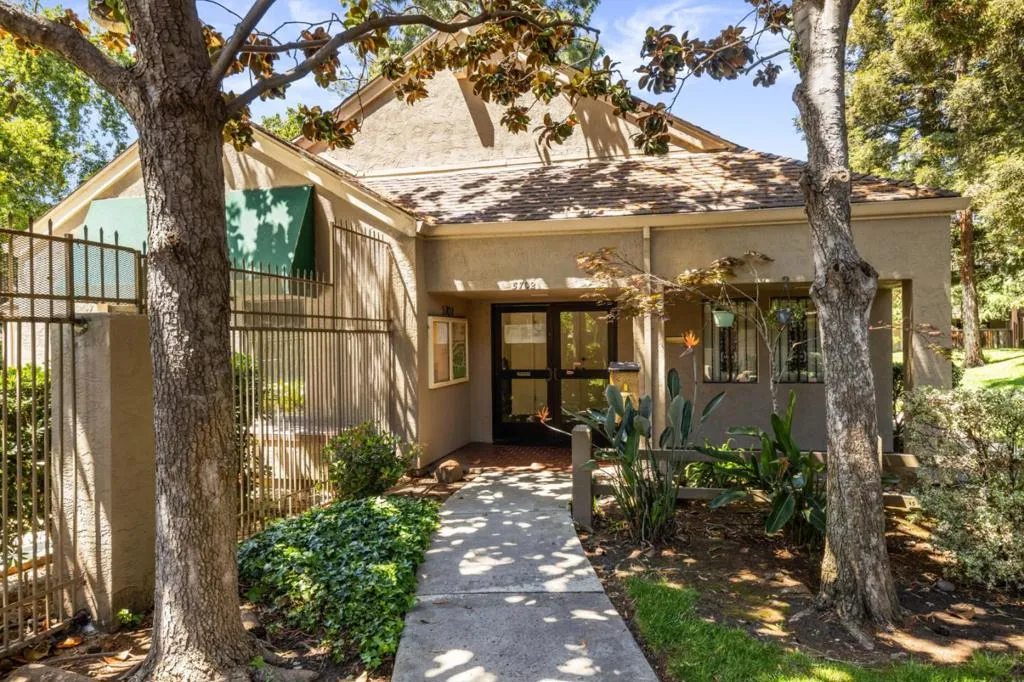 5701 Makati Circle C, San Jose, California 95123 home-pic-26