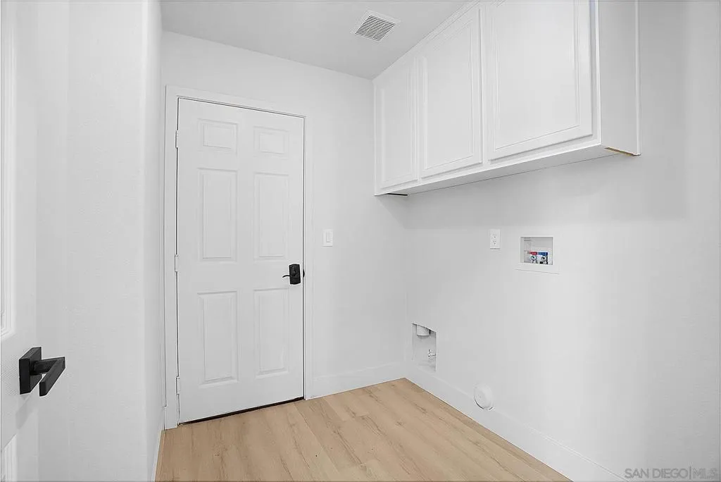 1120 Parkview Dr, Oceanside, California 92057 home-pic-45