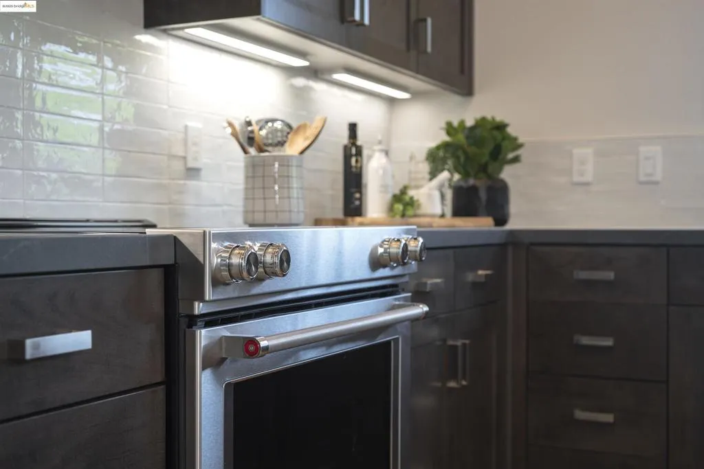 28949 Parkridge Loop 86, Hayward, California 94544 home-pic-5