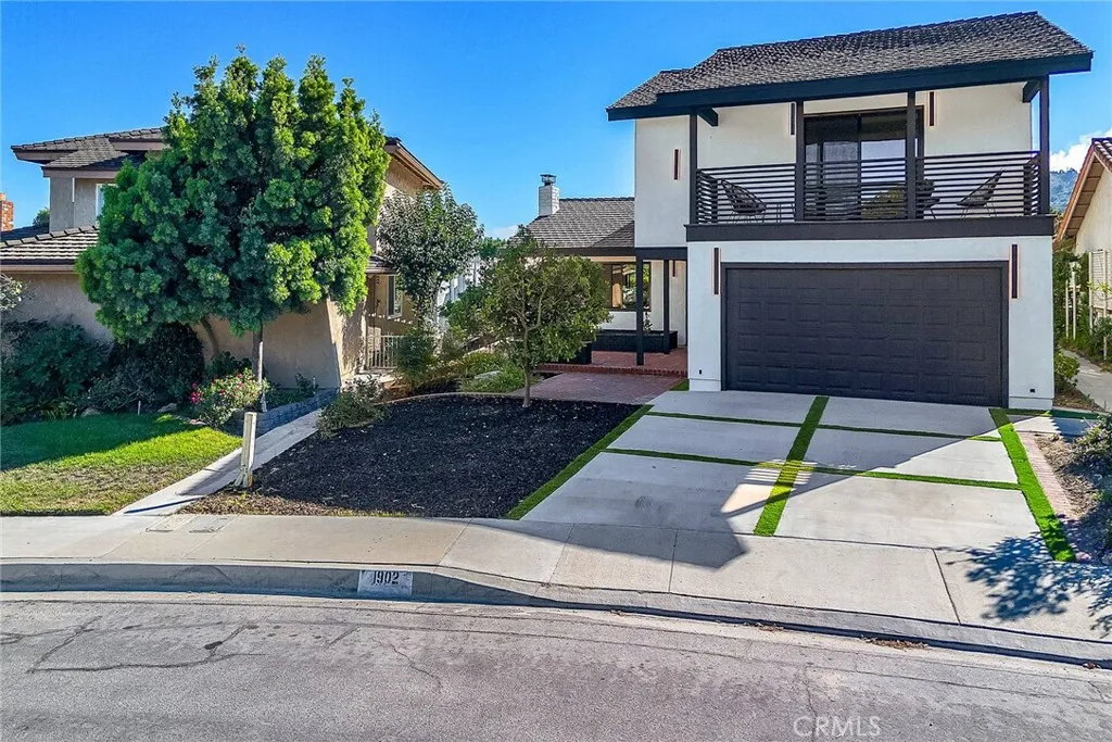 1902 Peninsula Verde Drive, Rancho Palos Verdes, California 90275 home-pic-0