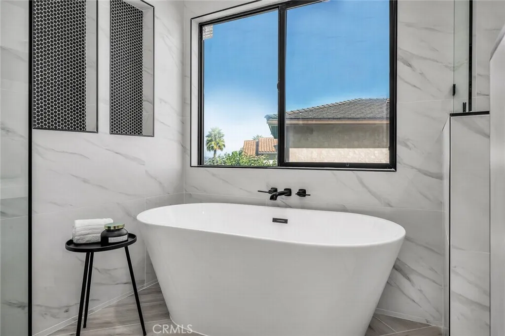 1902 Peninsula Verde Drive, Rancho Palos Verdes, California 90275 home-pic-21