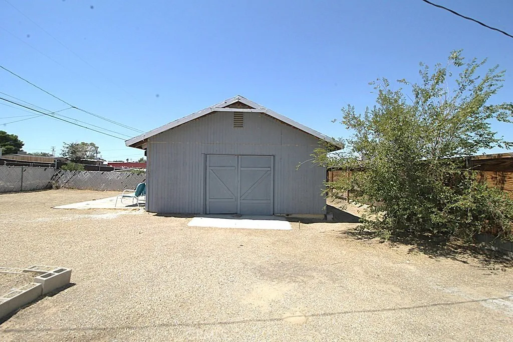 25633 Anderson Avenue, Barstow, California 92311 home-pic-28