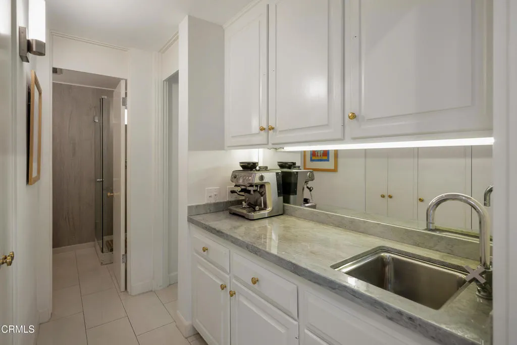 1105 S Orange Grove Boulevard, Pasadena, California 91105 home-pic-17