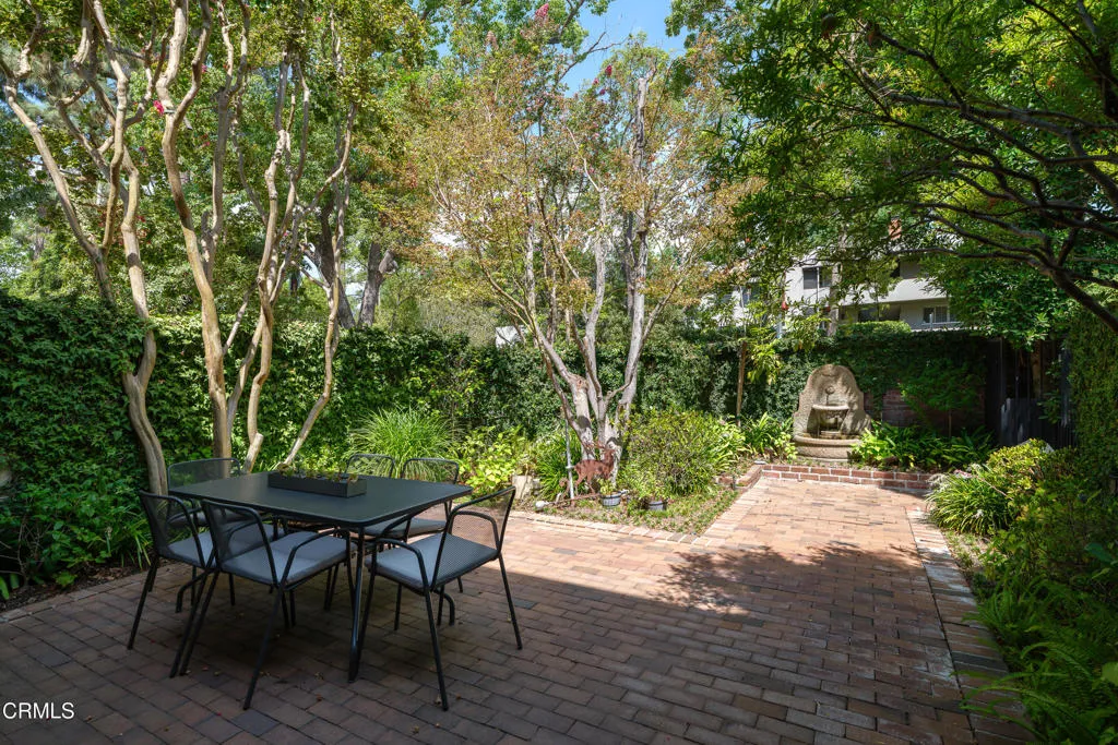 1105 S Orange Grove Boulevard, Pasadena, California 91105 home-pic-37