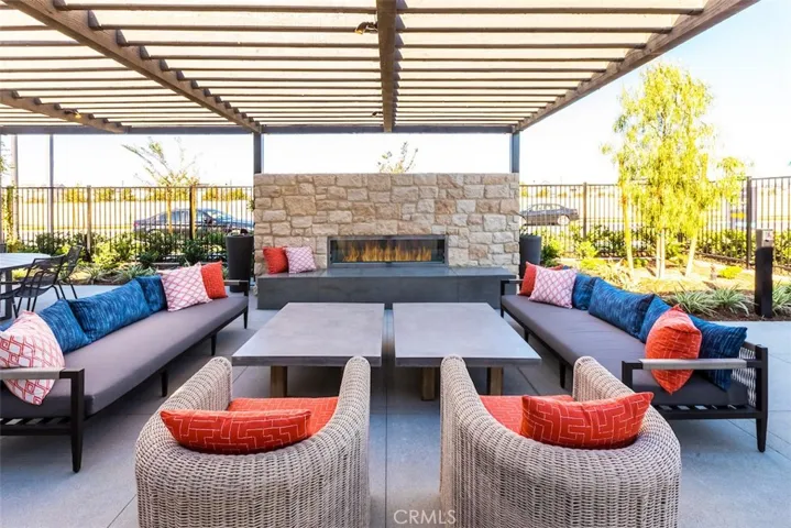 4153 S S. Limecrest Paseo 58, Ontario, California 91761