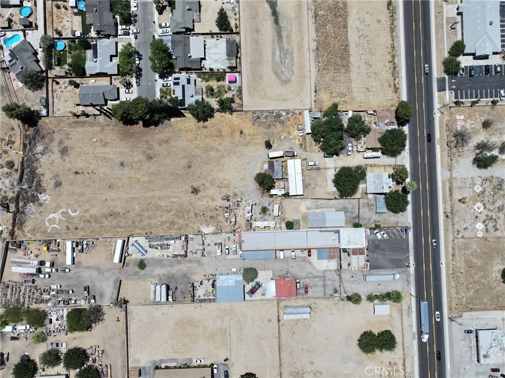 7800 Pearblossom Highway, Littlerock, California 93543 home-pic-1