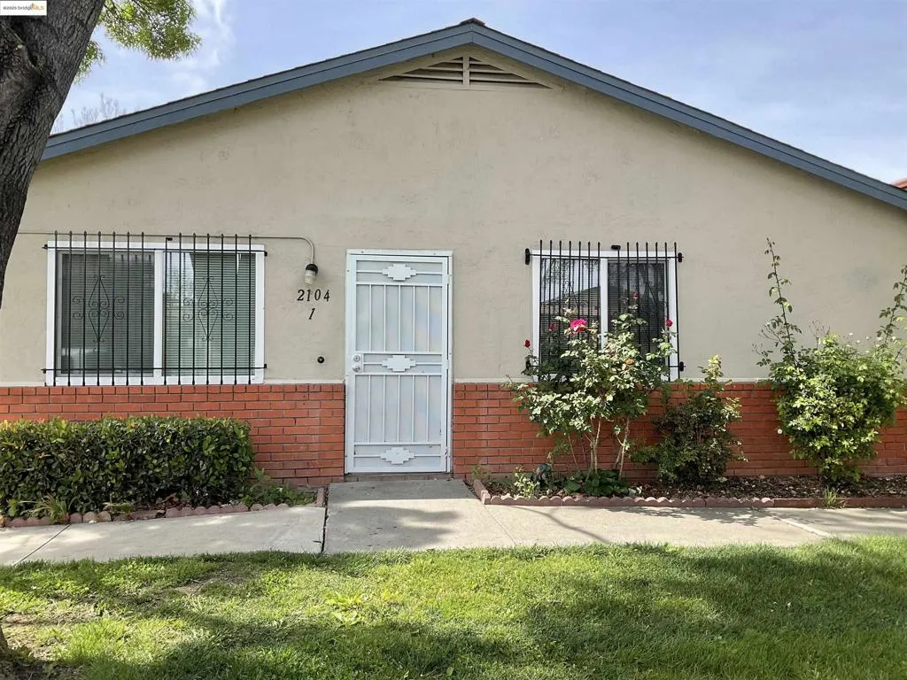 2104 Lemontree Way 1, Antioch, California 94509 home-pic-0