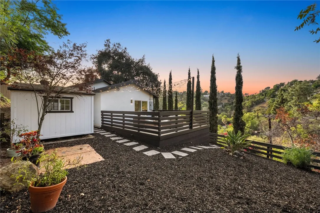 408 Rustic Drive, Los Angeles, California 90065 home-pic-50