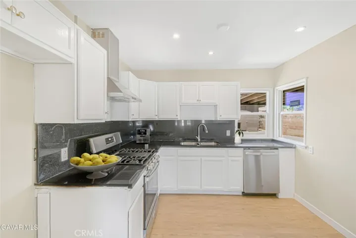 203 E Avenue P4, Palmdale, California 93550