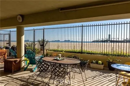 12 3rd Place, Long Beach, California 90802 home-pic-14