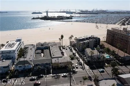 12 3rd Place, Long Beach, California 90802 home-pic-18