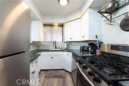 12 3rd Place, Long Beach, California 90802 home-pic-10