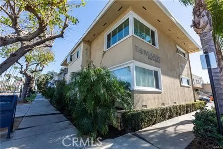 12 3rd Place, Long Beach, California 90802 home-pic-0