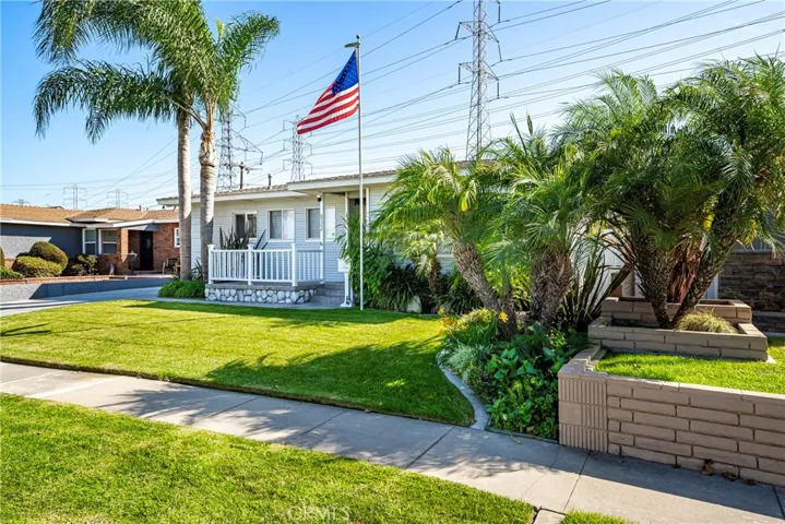 6322 Cardale, Lakewood, California 90713