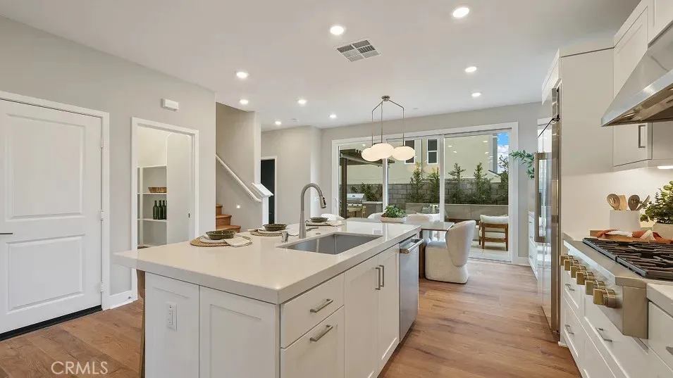 1723 Lychee Street, Fullerton, California 92835 home-pic-1