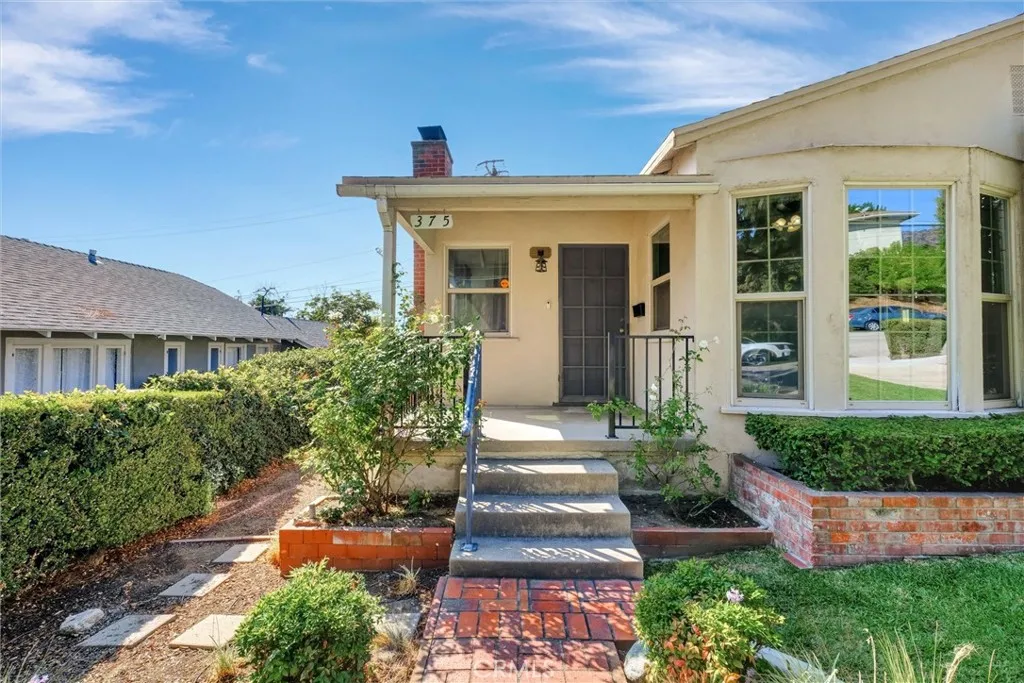375 N Canyon Boulevard, Monrovia, California 91016 home-pic-4
