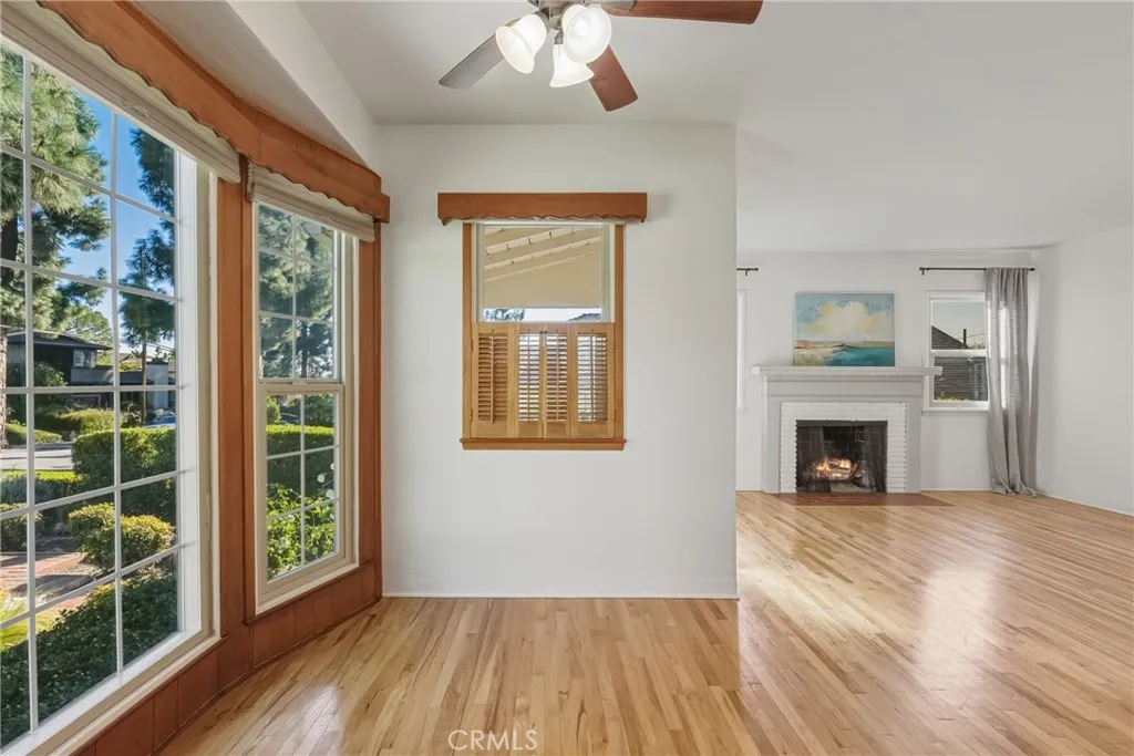 375 N Canyon Boulevard, Monrovia, California 91016 home-pic-13