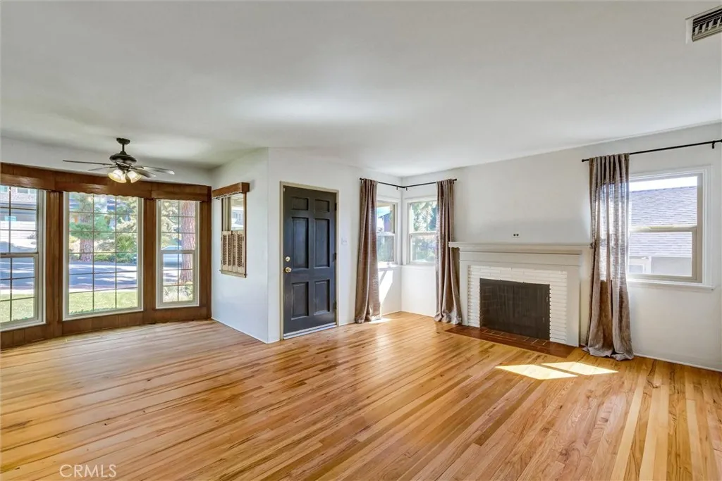 375 N Canyon Boulevard, Monrovia, California 91016 home-pic-8