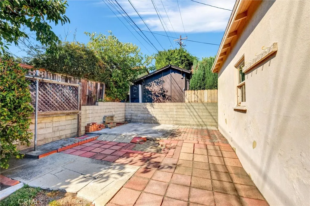 375 N Canyon Boulevard, Monrovia, California 91016 home-pic-26