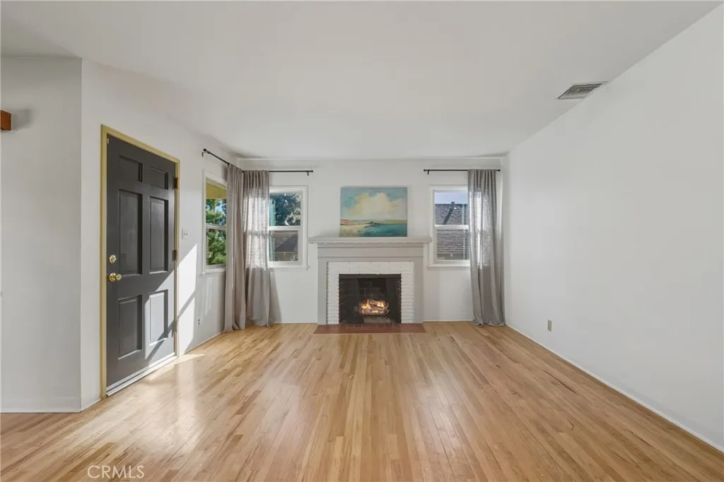 375 N Canyon Boulevard, Monrovia, California 91016 home-pic-7