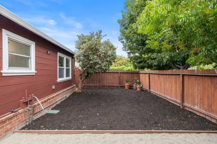 Page Street, Redwood City, California 94063