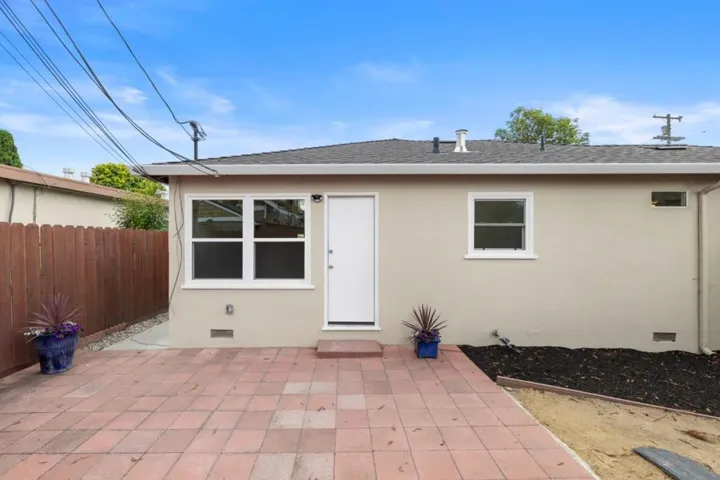 Page Street, Redwood City, California 94063