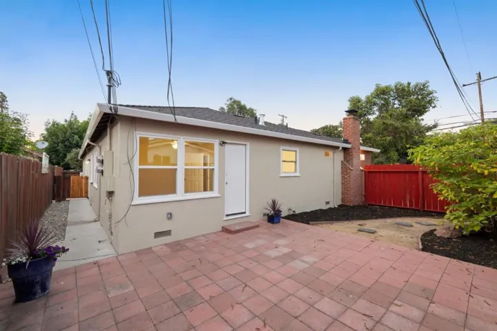 Page Street, Redwood City, California 94063