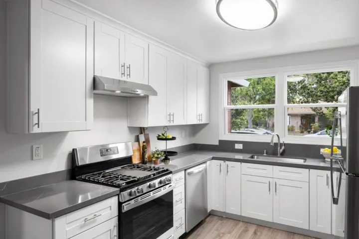 Page Street, Redwood City, California 94063