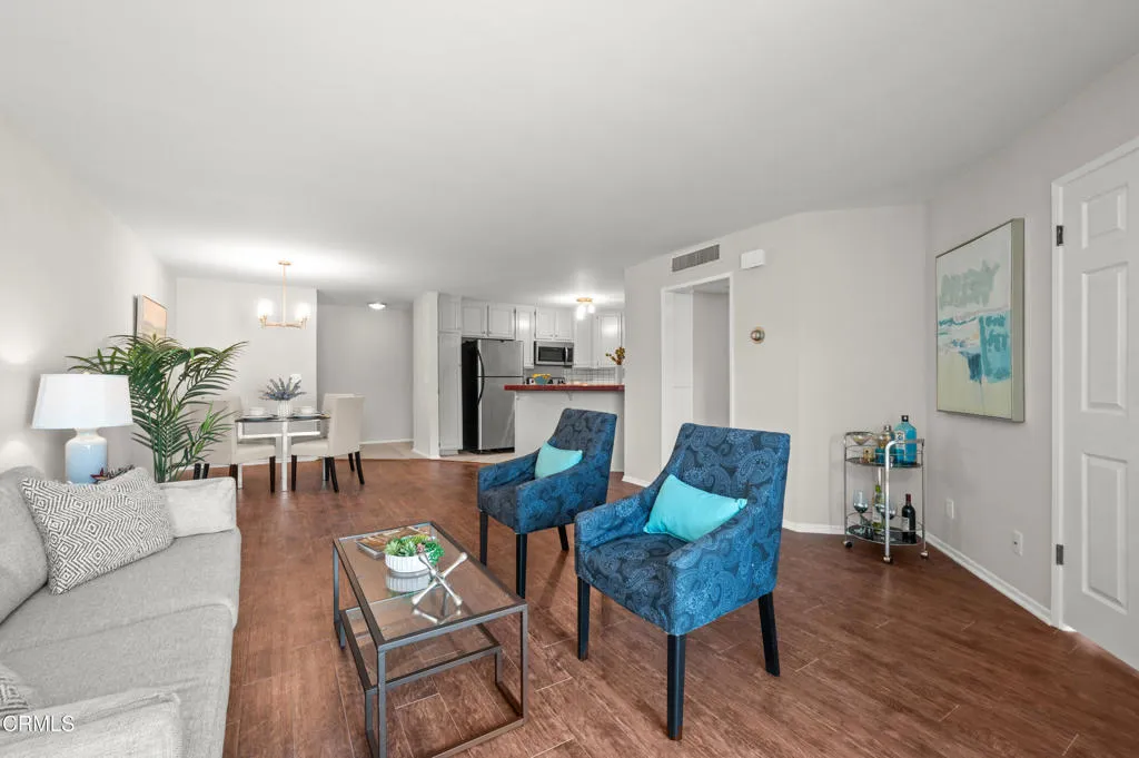 4499 Via Marisol 124, Los Angeles, California 90042 home-pic-6