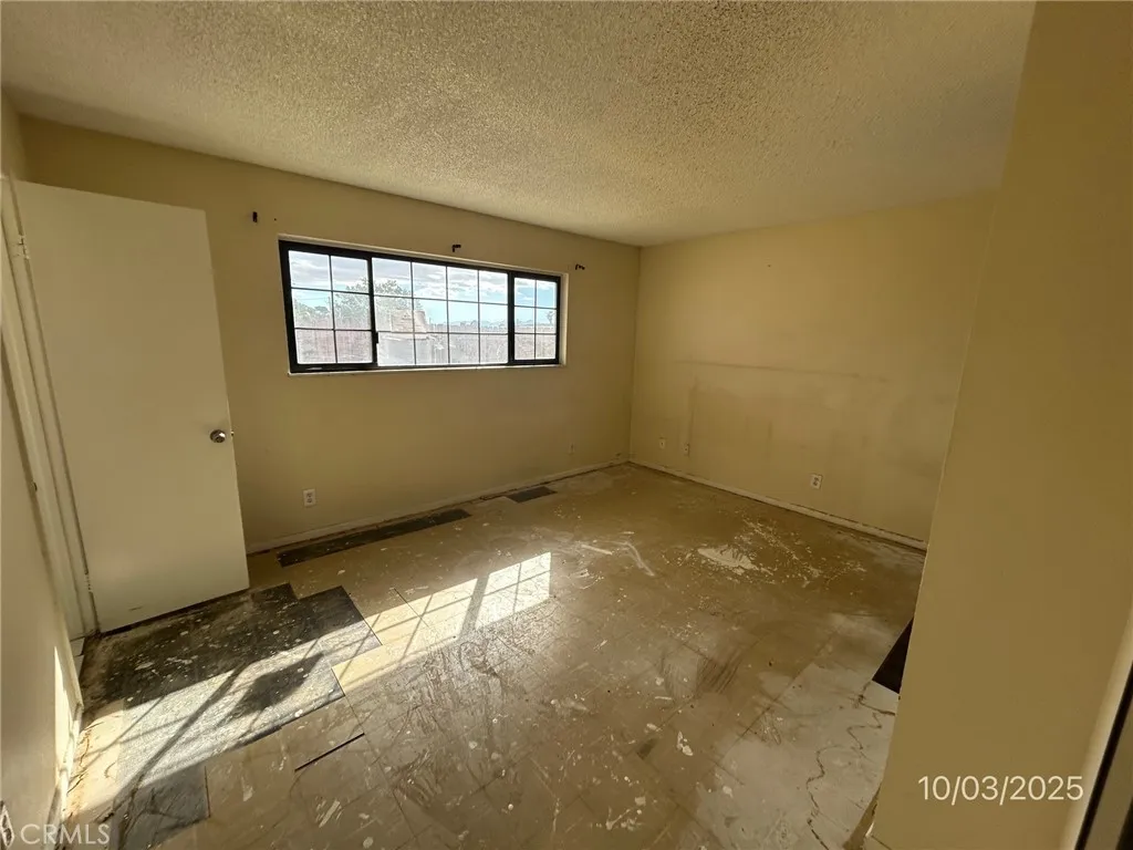 36709 36709 Colby, Barstow, California 92311 home-pic-8