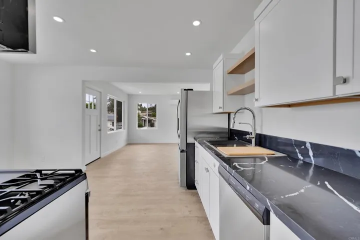 3489 Glade Street, San Diego, California 92115