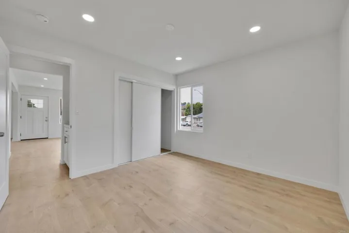 3489 Glade Street, San Diego, California 92115