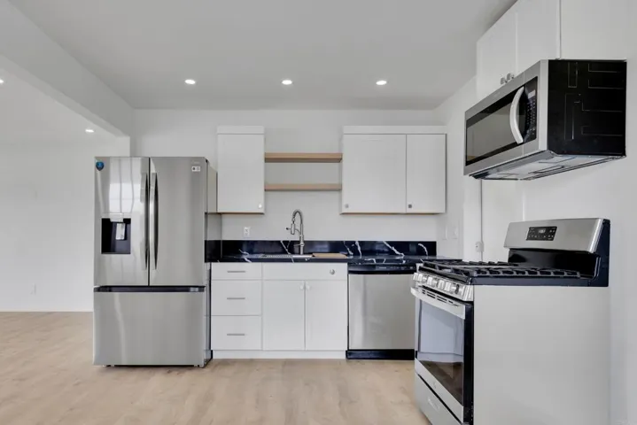 3489 Glade Street, San Diego, California 92115