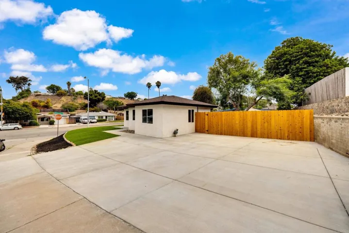 3489 Glade Street, San Diego, California 92115