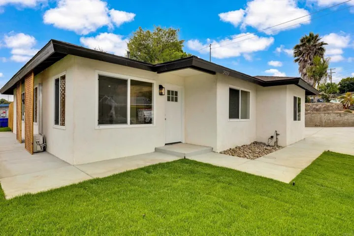 3489 Glade Street, San Diego, California 92115