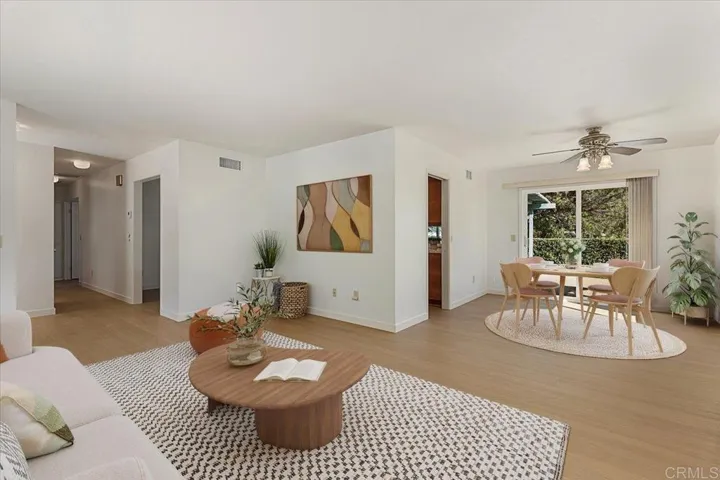 LIving Rm/Dining Rm.
