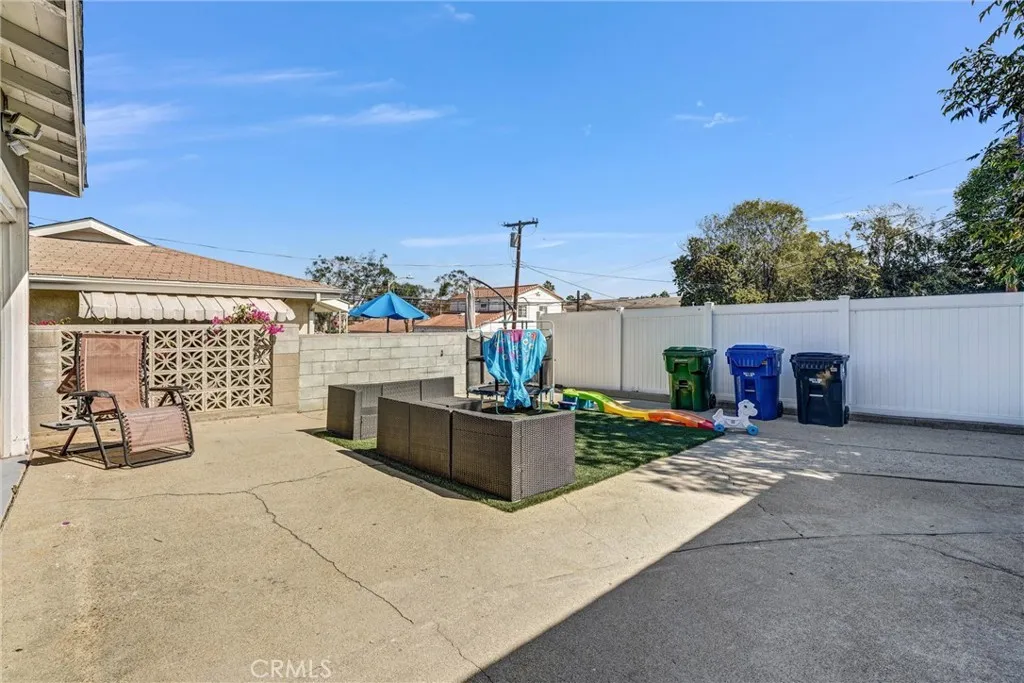 1605 251st Street, Harbor City, California 90710 home-pic-20