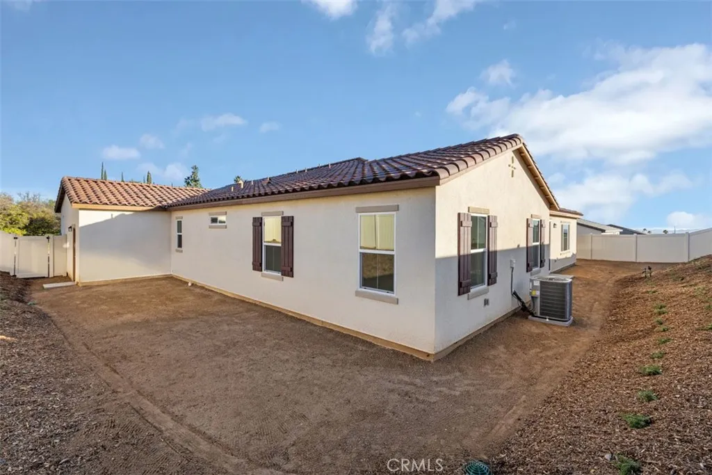 11749 Lasselle Street, Moreno Valley, California 92557 home-pic-16