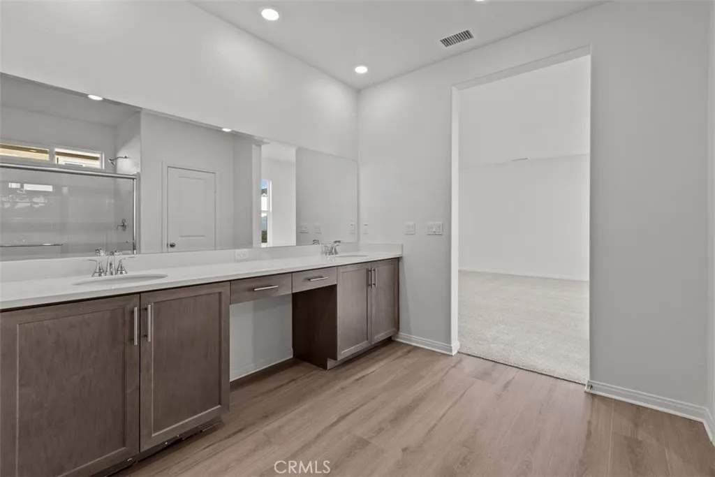 11749 Lasselle Street, Moreno Valley, California 92557 home-pic-14