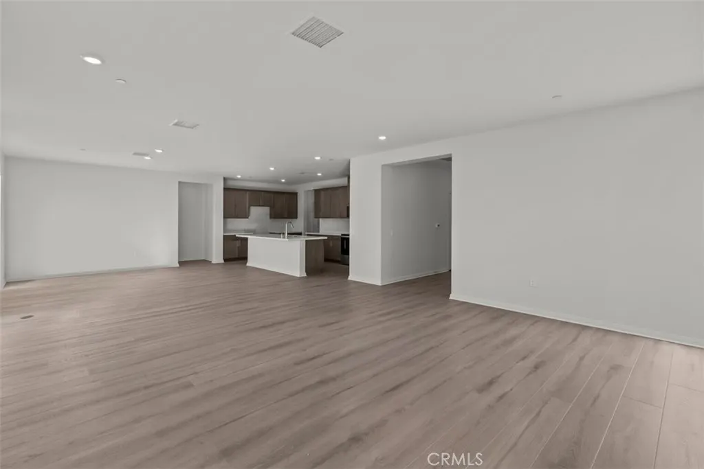 11749 Lasselle Street, Moreno Valley, California 92557 home-pic-19