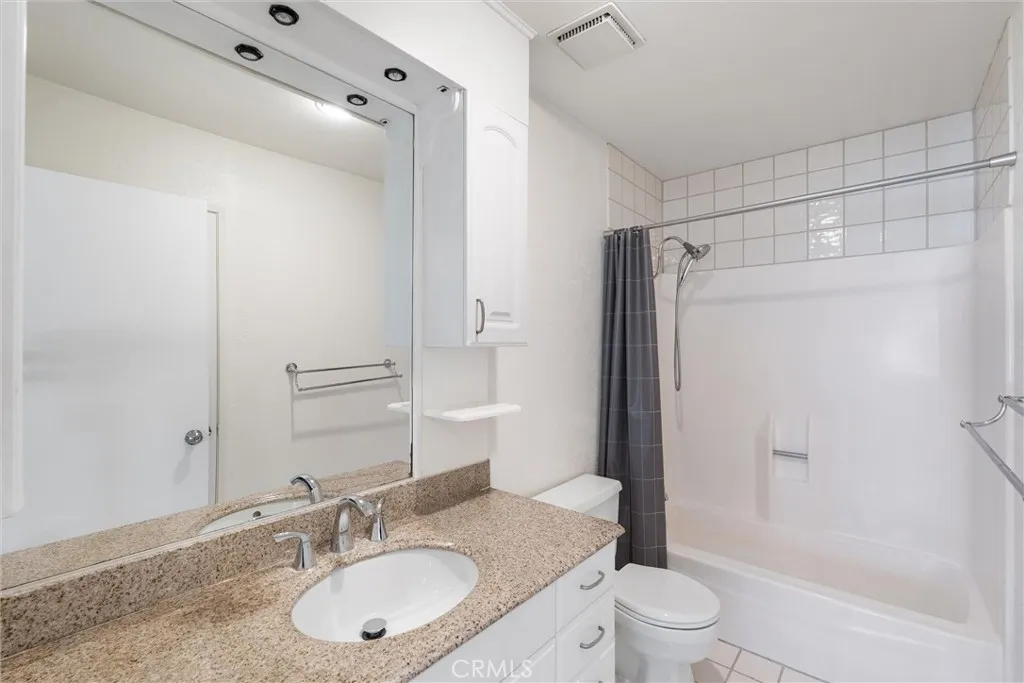 19041 Hamlin 5, Reseda, California 91335 home-pic-14