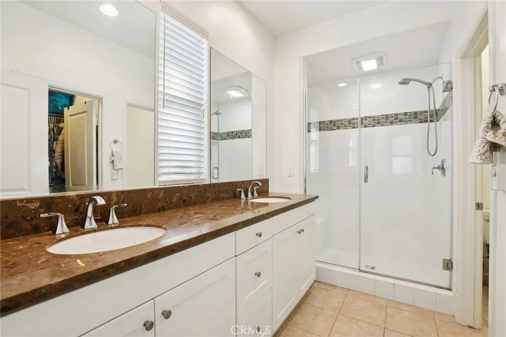 2173 Harmony Way, Costa Mesa, California 92627 home-pic-19