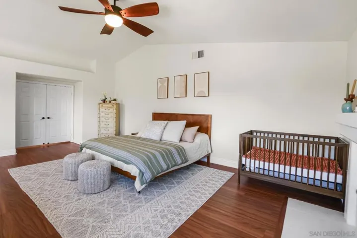 1597 Parkview Dr, Vista, California 92081