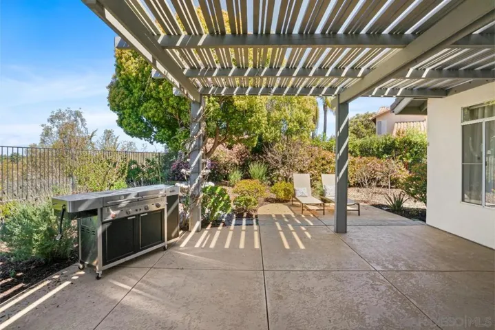 1597 Parkview Dr, Vista, California 92081