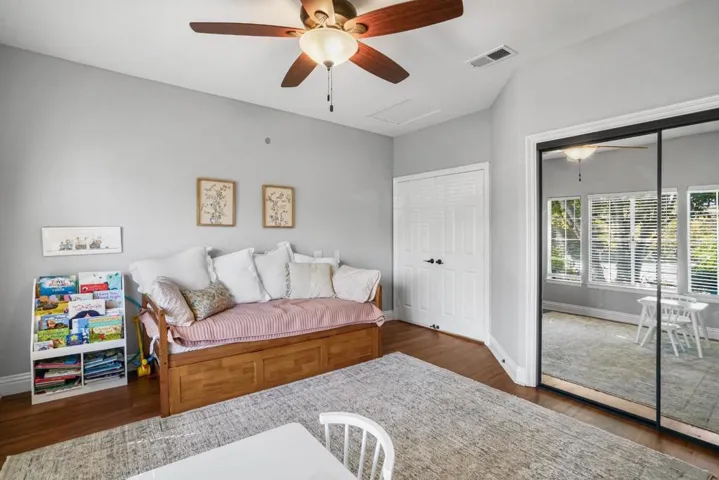 1597 Parkview Dr, Vista, California 92081